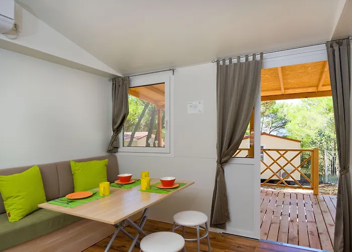 Mobile Homes Basko Polje Hotel 3*