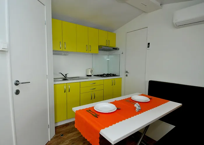 Mobile Homes Basko Polje 3* Baška Voda